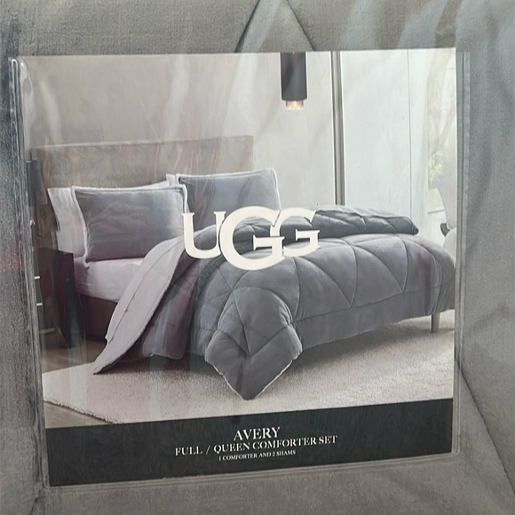 Ugg Avery Full/Queen Comforter Set - Picture 3 of 5